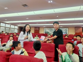 正康动态 | 心理健康进校园 ,护航青春成..